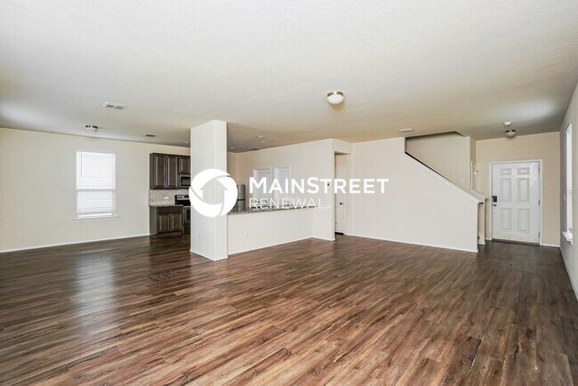 Foto del edificio - 3 Bedroom Pet-Friendly Home in New Braunfels, TX with Main Street Renewal