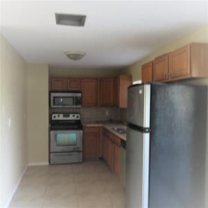 Building Photo - 431 NE 39th St
