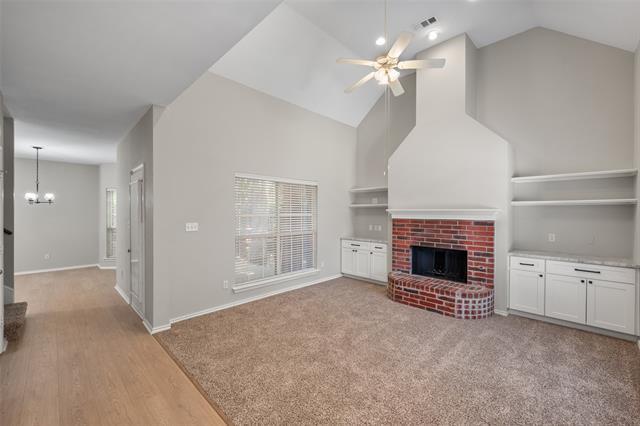 Foto del edificio - 1409 Timber Creek Rd