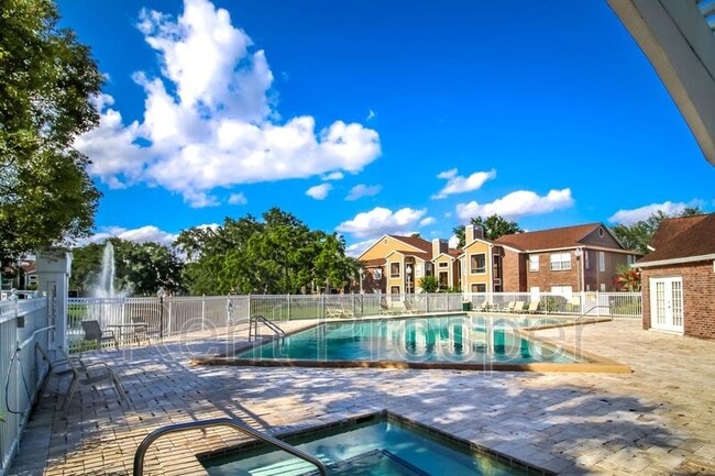 Building Photo - 5601 Rosebriar Way