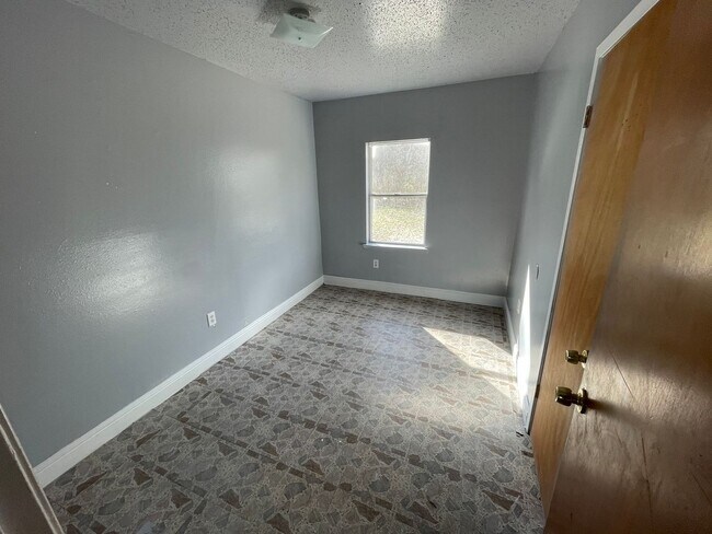 Foto del edificio - Special!! Low deposit!!