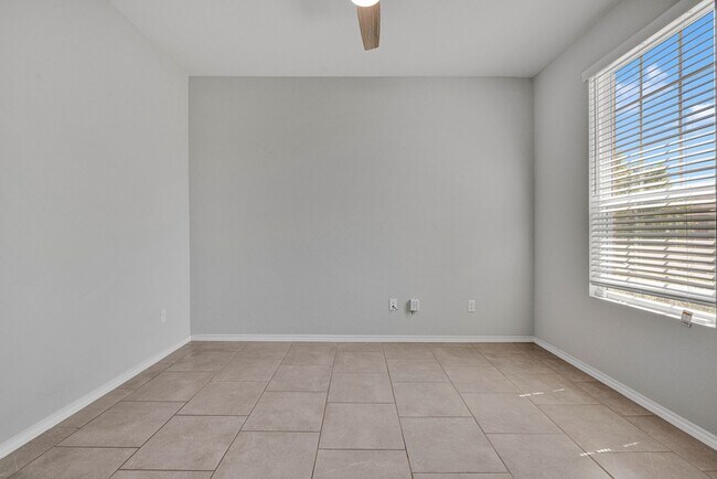 Foto del edificio - Charming 3 Bedroom 2 Bathroom + Office Hom...