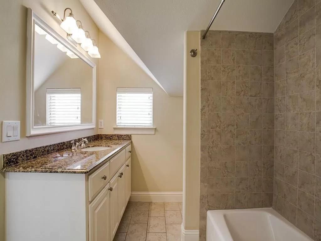 Primary Photo - 4148 Grassmere Ln