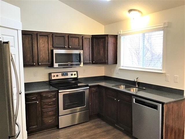 Building Photo - 2082 W 1570 N