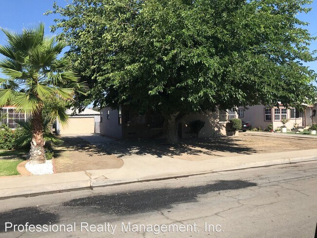 Foto del edificio - 3 br, 1 bath House - 117 MYRTLE ST.