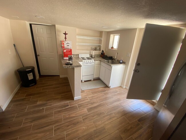 Foto del edificio - APARTMENT FOR RENT in CENTRAL EL PASO