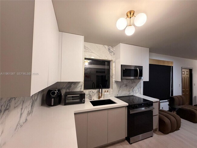 Foto del edificio - 920 SW 50th Ave