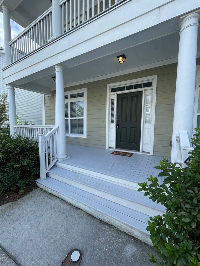 Building Photo - Park Circle Townhome!