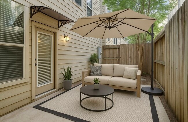 Foto del edificio - 2370 Bastrop St