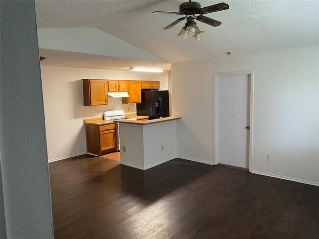 Foto del edificio - 12312B Alderbrook Dr