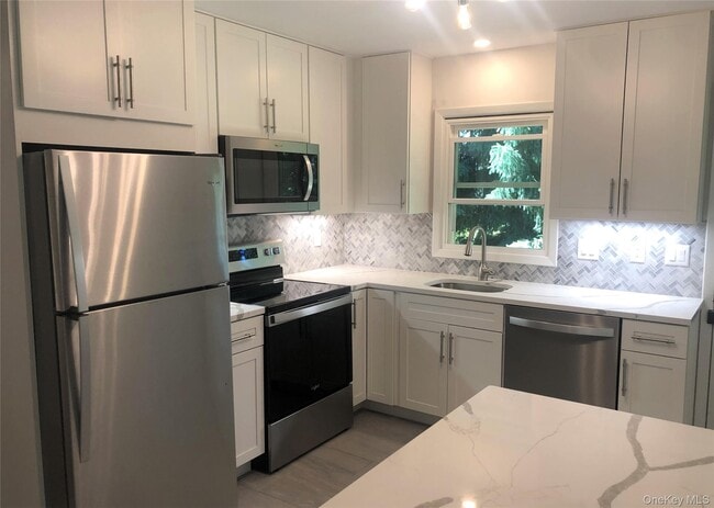 Building Photo - 3213 S Shelley St