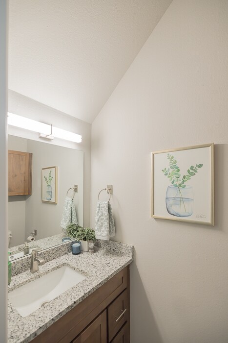 Foto del edificio - 3402 Redbud Ln