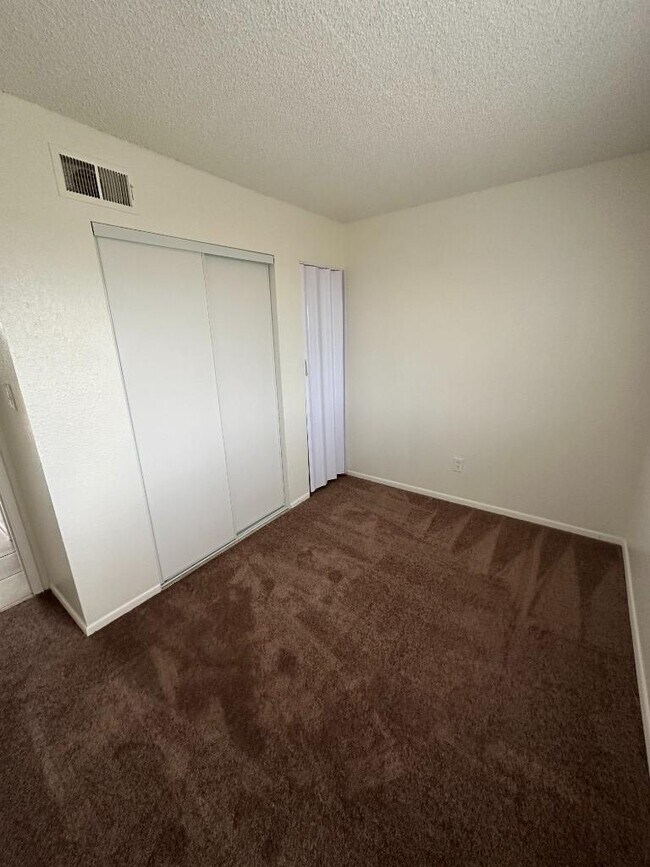 Building Photo - 2 bedroom in GILA BEND AZ 85337