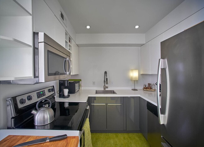 Building Photo - 508 Union Ave