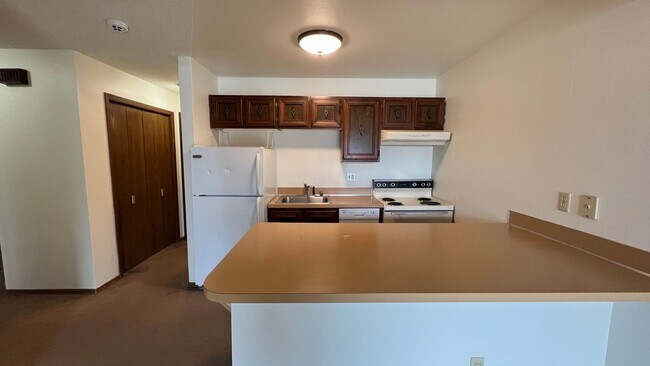 Foto del edificio - Cozy ground floor 1 bedroom with private washer and dryer!