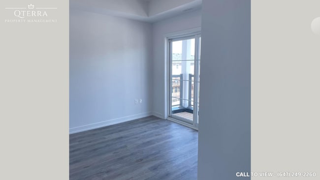 Building Photo - 205 W Oak Trl