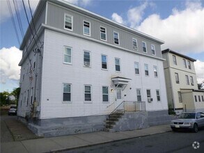 Building Photo - 44 Grape St