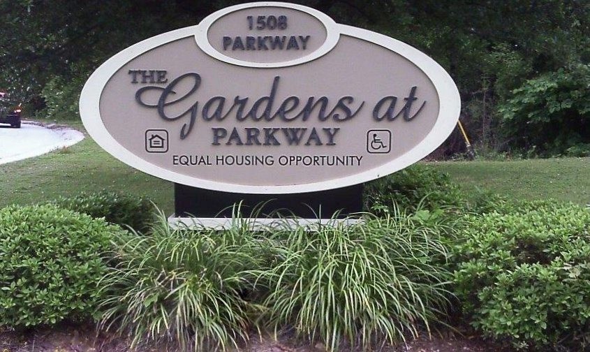 Foto principal - Gardens at Parkway Apartments