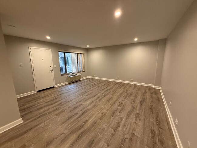 Foto del edificio - 744 W Gordon Terrace