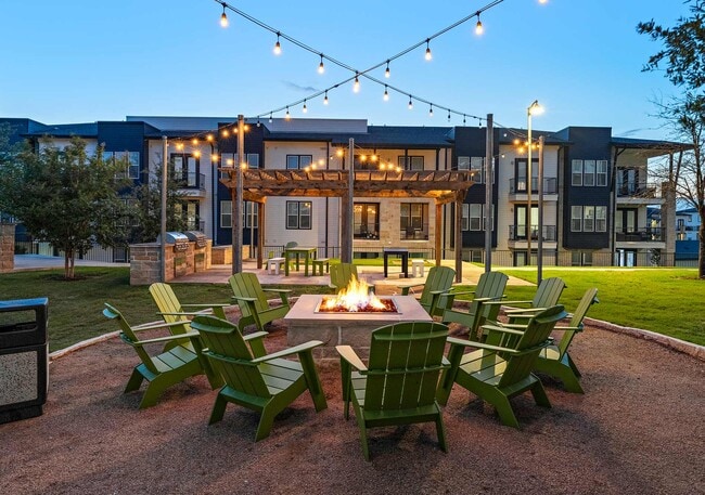 Building Photo - Palo Verde