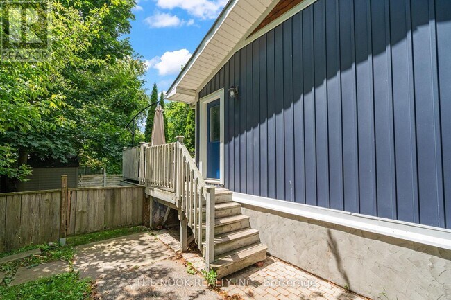 Building Photo - 30 Lambs Ln