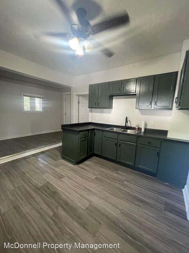 Building Photo - 4 br, 1 bath House - 1413 Carey Ave.