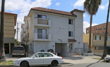 Building Photo - 724 New Hampshire S Ave