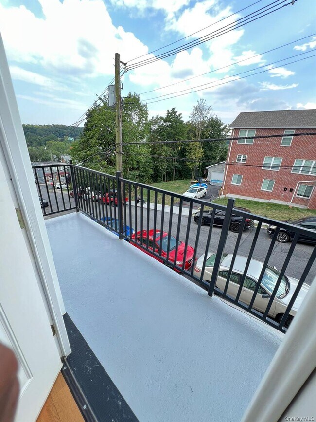 Foto del edificio - 50 Vineyard Ave