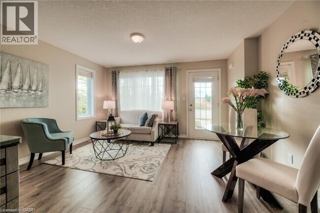 Building Photo - 750 Bleams Rd