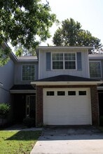 Building Photo - 60 Woodfield Pl