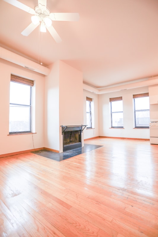 Photo - 652 N Noble St Apartment