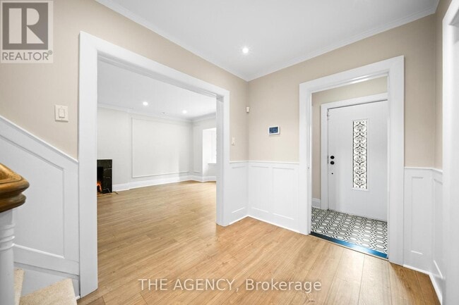 Photo du bâtiment - 44 Elderwood Dr