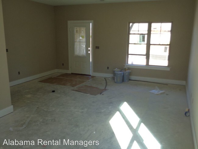Building Photo - 177 Renwick Ln