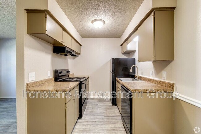Foto del edificio - 4637 S Darlington Ave