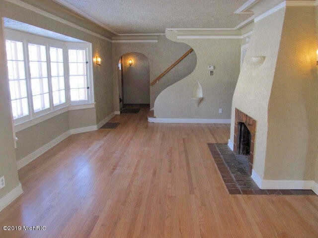 Foto del edificio - 1437 Hillcrest Ave
