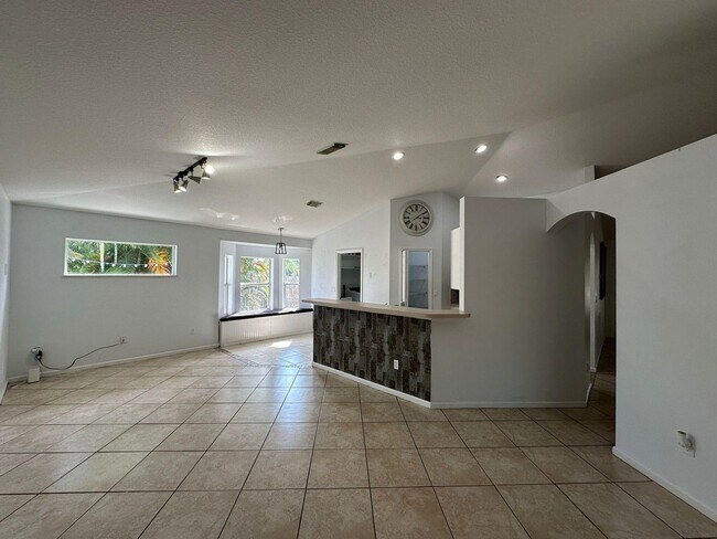Building Photo - 2341 SE Charleston Dr