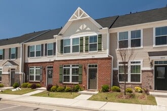 Building Photo - 506 Berry Chase Way
