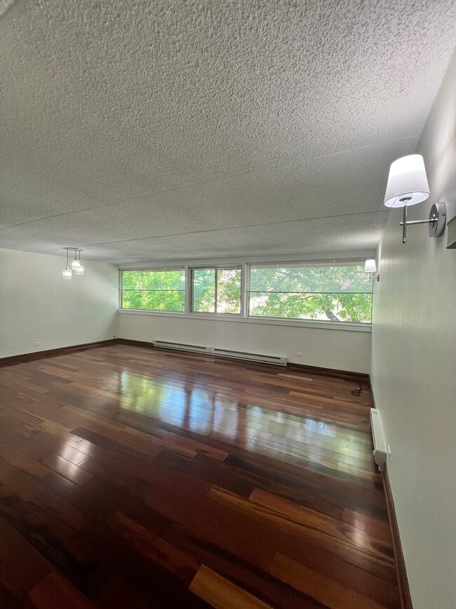 Foto del edificio - 4900 N Lester Ave