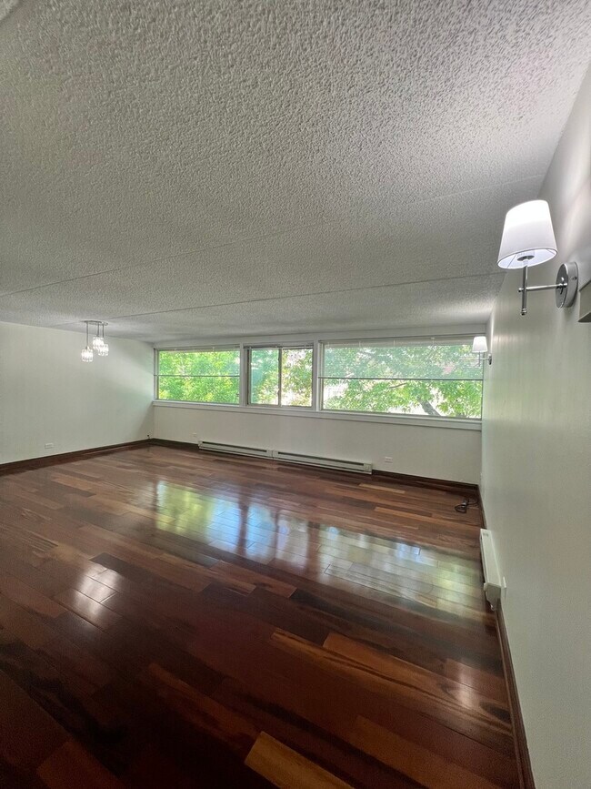 Building Photo - 4900 N Lester Ave
