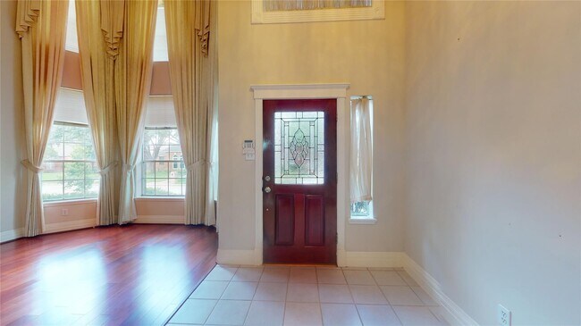 Building Photo - 17319 Jackson Pines Dr