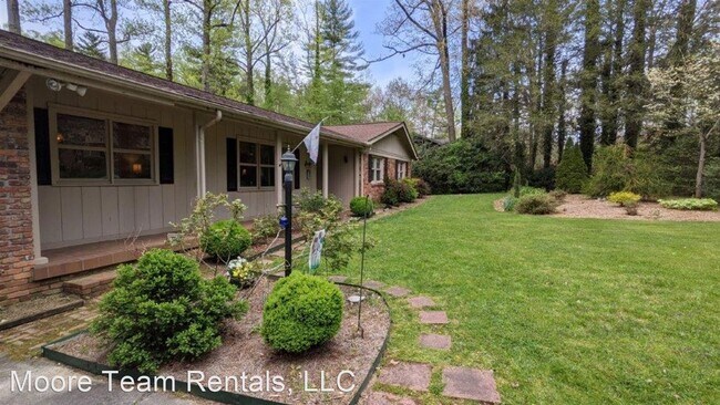 Building Photo - 3 br, 2 bath House - 2661 Seminole Dr