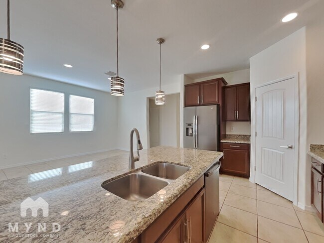 Foto del edificio - 35167 N Braeden Dr