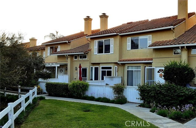 Foto principal - 27546 Jasmine Ave