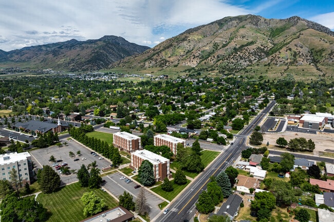 Hillcrest is a neighborhood full of mature trees close to the mountains.