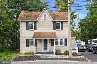 Building Photo - 79 Barren Rd