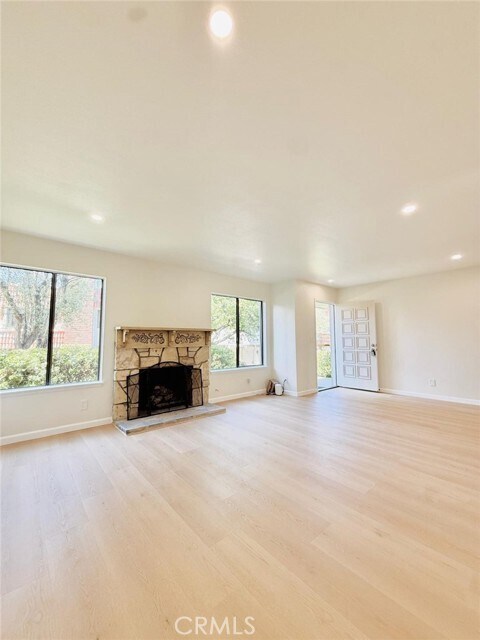 Foto del edificio - 27939 Ridgebrook Ct