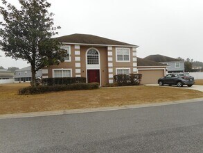 Building Photo - 7995 SE 62nd Loop