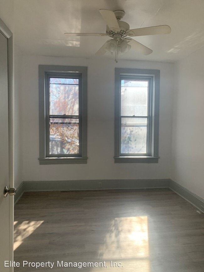 Building Photo - 1 br, 1 bath House - 803 W. Princess St., ...
