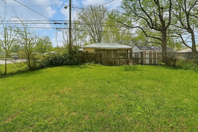 Building Photo - 3513 Homestead Dr