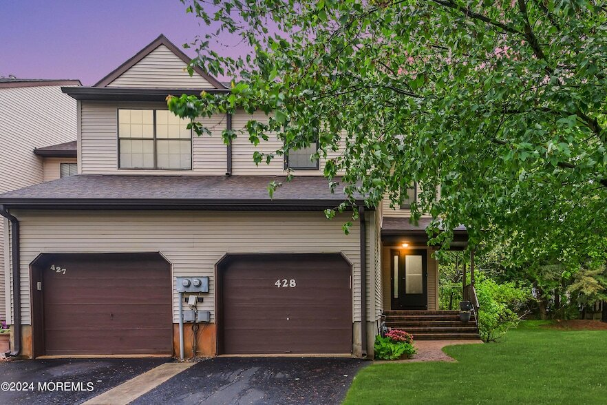 Primary Photo - 428 Oak Knoll Drive Unit 428